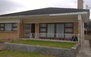 4 Bedroom House in Bluewater Bay