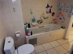 2 Bed Flat in Wonderboom South