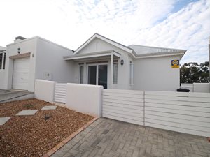 2 Bedroom House in Wellington Central