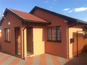 3 Bed House in Naturena