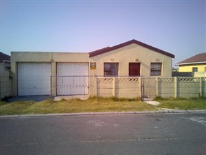3 Bed House in Camelot