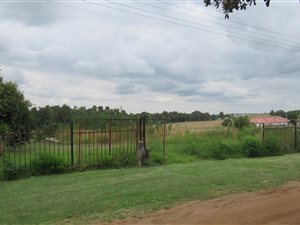 1975 m² Land available in Deneysville