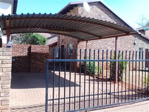3 Bed Townhouse in The Willows