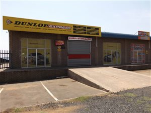 1500 m² Retail Space in Naauwpoort