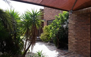 6 Bedroom House in Goedemoed
