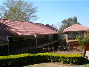 4 Bedroom House in Lukasrand