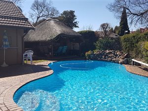 3 Bed House in Highway Gardens