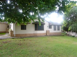 4 Bed House in Cowies Hill Park