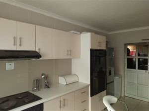 3 Bed Townhouse in Kenville