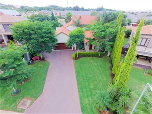4 Bed House in Monavoni