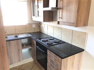 1 Bed Apartment in Klippoortje