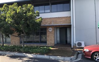 440 m² Industrial space in Airport Industria