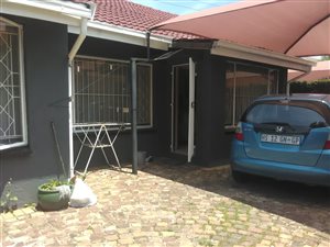 1 Bed House in Highway Gardens