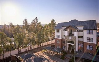 3 Bedroom Apartment in Kyalami Hills