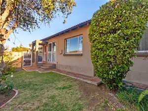 2 Bed Townhouse in Allens Nek