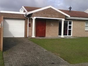 3 Bed Townhouse in Bridgemeade