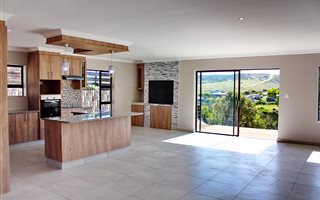 3 Bedroom House in Seemeeu Park