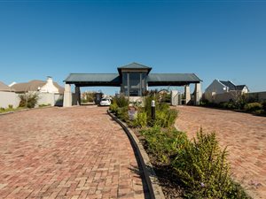 3 Bed Townhouse in Blue Mountain Village