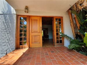 5 Bed House in Wingate Park