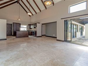 3 Bed House in Schonenberg Estate