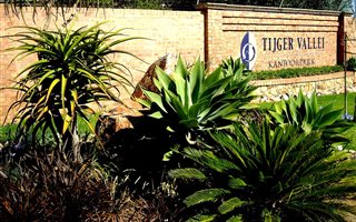 111 m² Office Space in Tijger Valley and surrounds