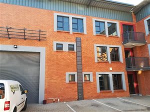 392 m² Commercial space in Hennopspark