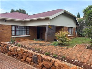3 Bed House in Roodepoort Central