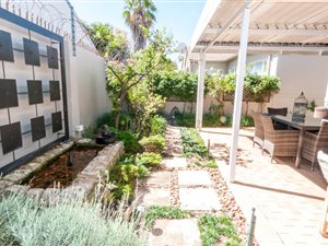 3 Bed Townhouse in Gallo Manor