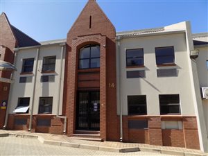 471 m² Industrial space in Eastgate