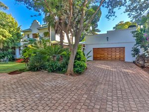 5 Bed House in Arcadia
