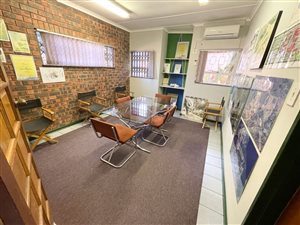 276 m² Commercial space in Meerensee