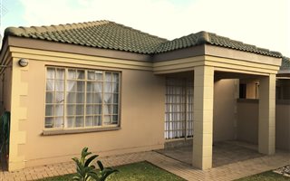 2 Bedroom Simplex in Baillie Park