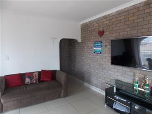 2 Bed House in Austerville