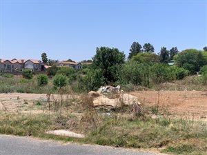 2 ha Land available in Kengies