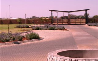 3 Bedroom Apartment in Lephalale (Ellisras)