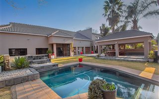 4 Bedroom House in Lakefield