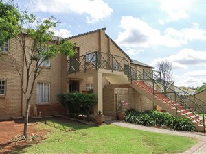 2 Bed Townhouse in Moreleta Park