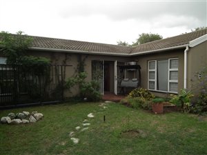 4 Bed House in Die Bos