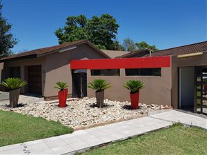 4 Bed House in Leandra