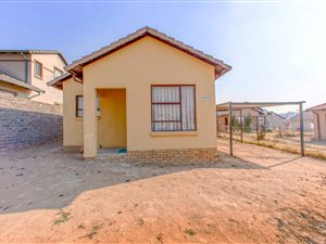 3 Bed House in Bloubosrand