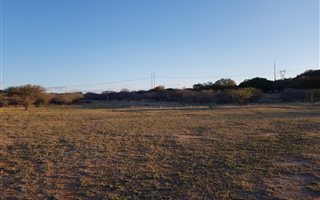 2 ha Land available in Myngenoegen AH
