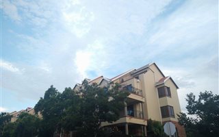2 Bedroom Apartment in Bryanston