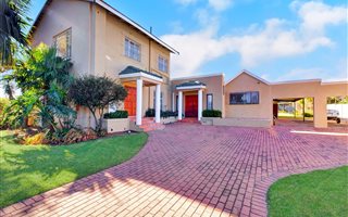 6 Bedroom House in Horison