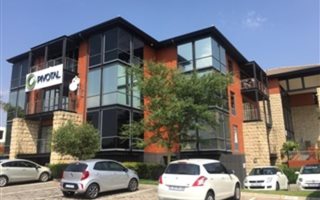383 m² Office Space in Bryanston
