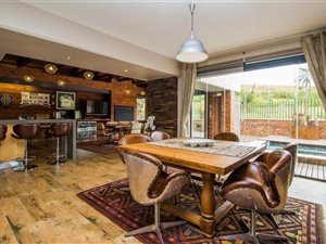 4 Bed House in Sterrewag