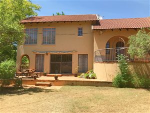 4 Bed House in Bryanston