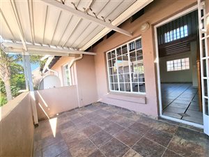 2 Bed Apartment in Radiokop