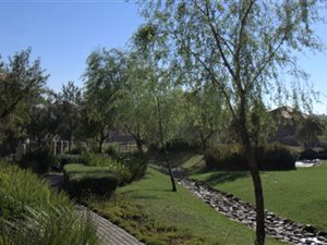800 m² Land available in Valleyview Estate
