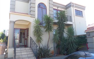 3 Bedroom Cluster in Wilro Park
