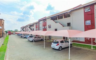 2 Bedroom Apartment in Kempton Park Central